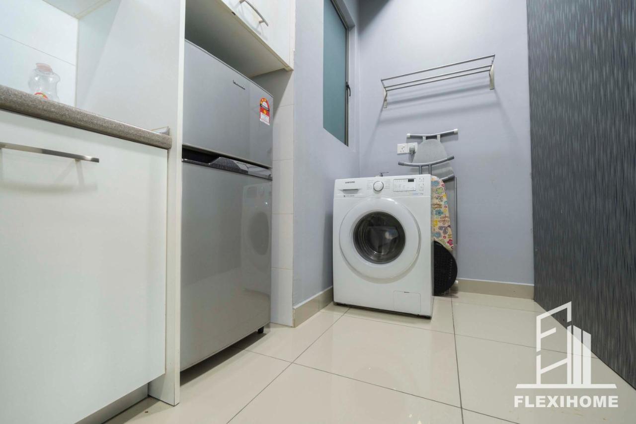 Colour-Theme Designed, Private Studio Home, Cybersquare 27B Cyberjaya, Flexihome-My מראה חיצוני תמונה