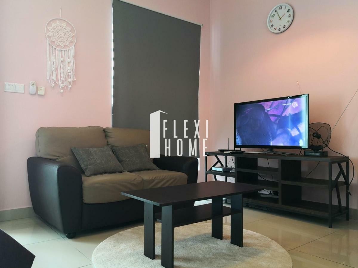 Colour-Theme Designed, Private Studio Home, Cybersquare 27B Cyberjaya, Flexihome-My מראה חיצוני תמונה